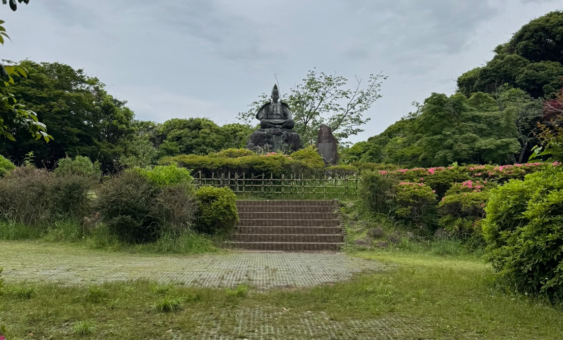 源頼朝像